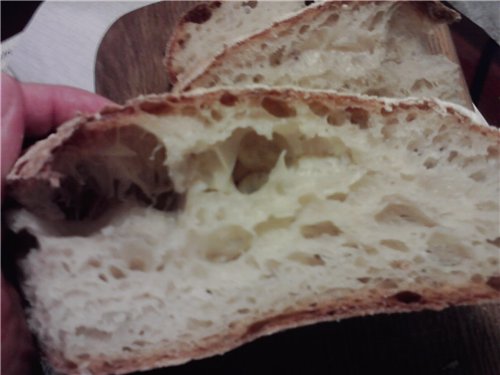 Maize Como (Pane di Como) krāsnī (nejaukt ar Pane di Come Antico)