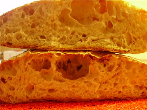 Maize Como (Pane di Como) krāsnī (nejaukt ar Pane di Come Antico)