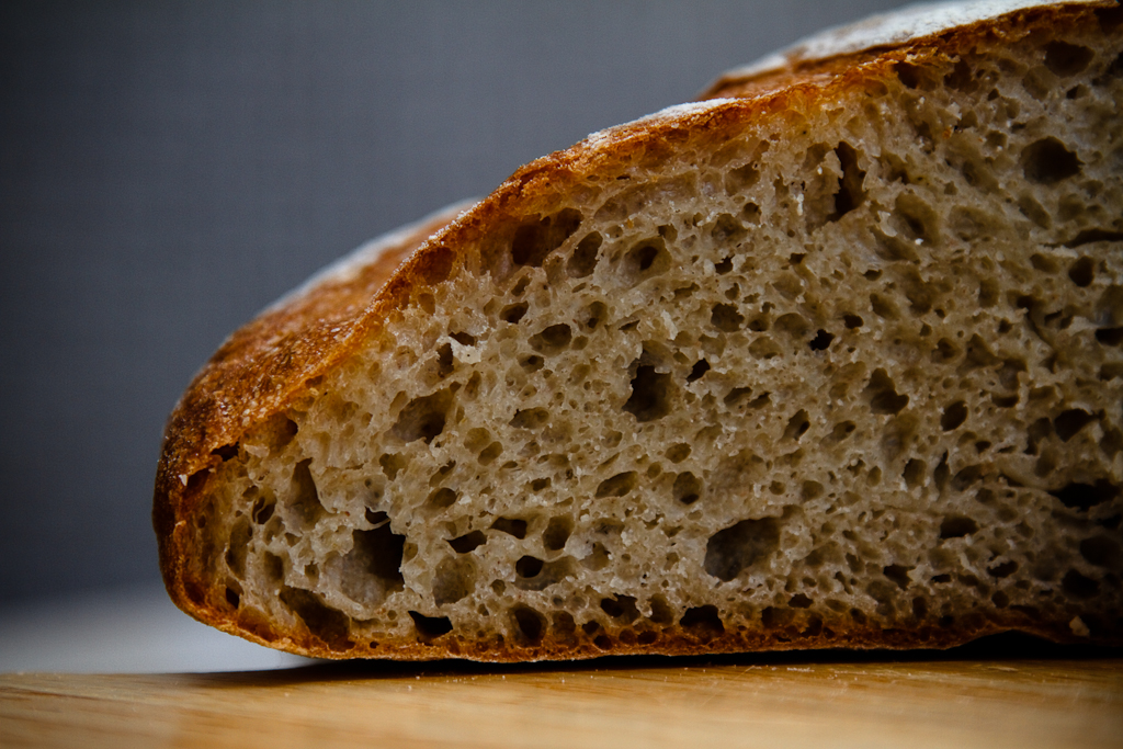 Bretoņu maize (Pain de Breton) krāsnī