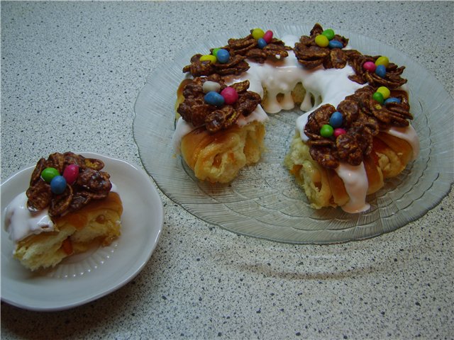 Easter flower with chocolate nests