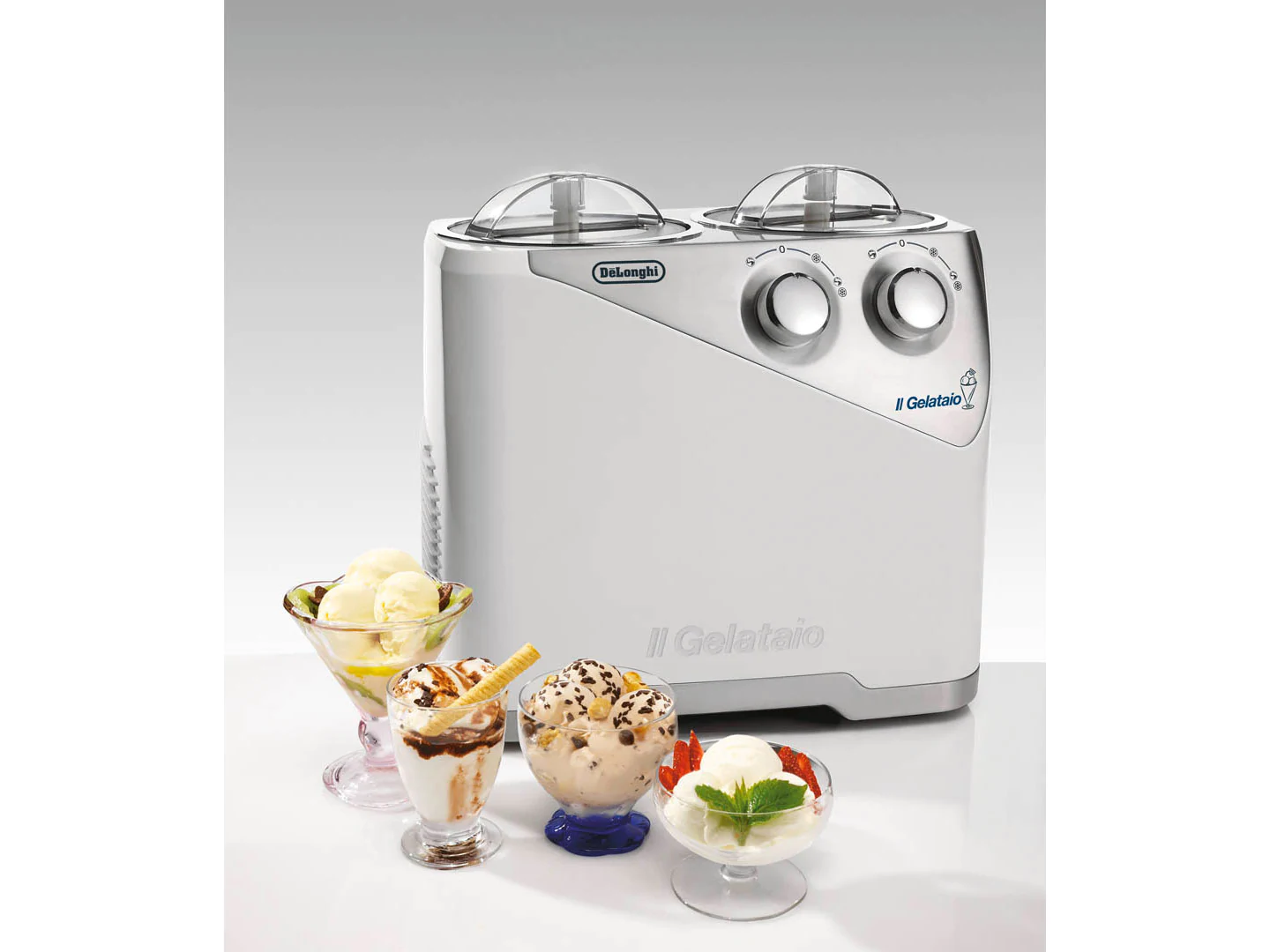 יצרנית הגלידה DeLonghi Il Gelataio ICK 8000