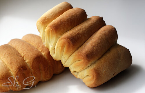 Bread Accordion (kneading in a bread maker)