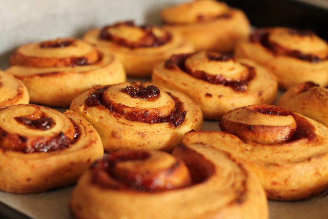 Cookies Cheese Roses with jam