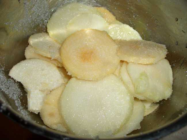 Turnip and kohlrabi chips