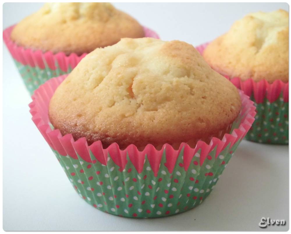 Delikate muffins med syltetøy